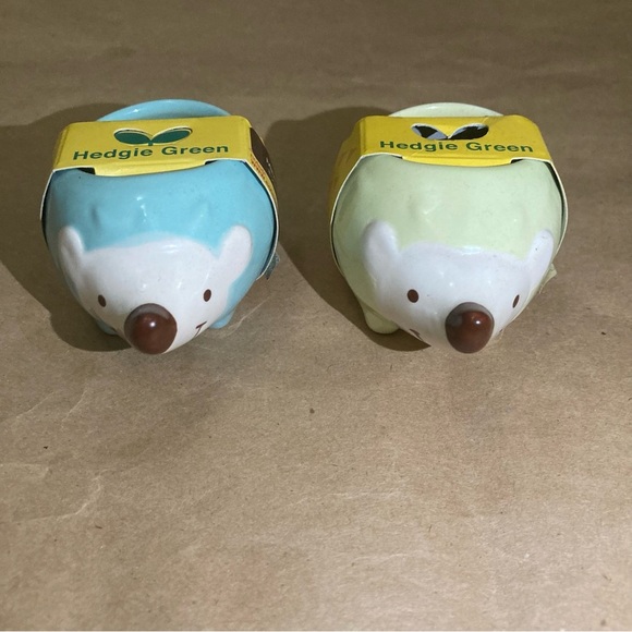 2 x hedgie plants - Picture 1 of 6